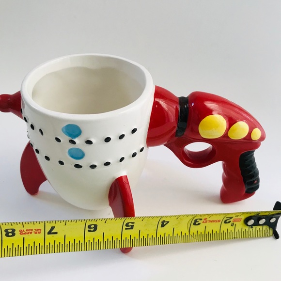 Ray Gun Mug - Picture 6 of 8